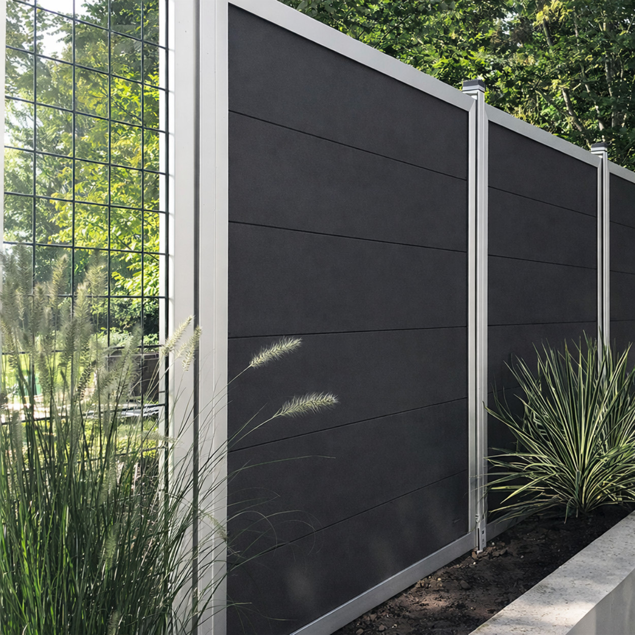 Elephant Schutting Forte Composiet Antraciet met Alu-kleurig Frame 180x180cm